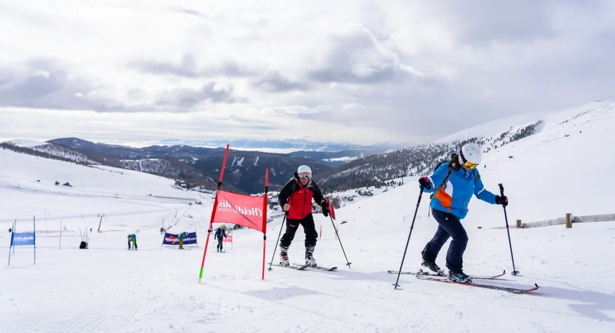 WorldSkitest turne smuči